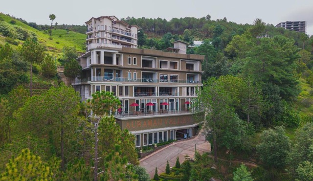 The Manor Sports and Wellness Hotel