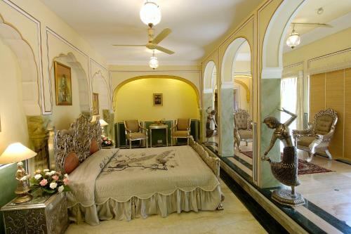 The Raj Palace (Small Luxury Hotels of the World) in Jaipur