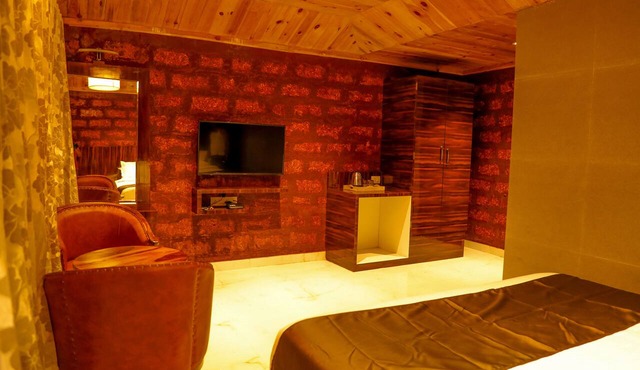 The Redstone Resort