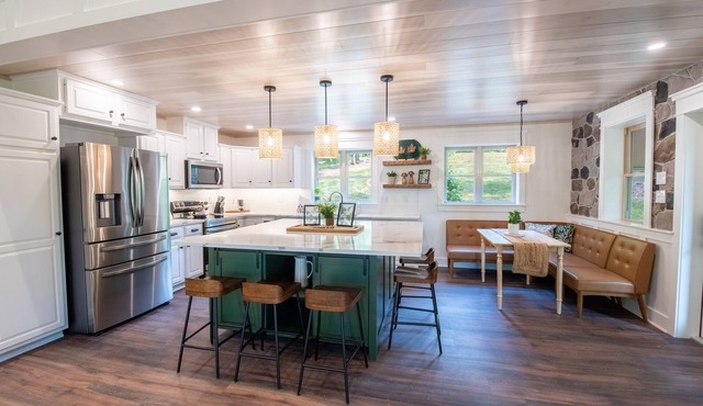 This spacious home boasts 5 bedrooms, 4 bathrooms Perfect for Penn State groups in Spring Mills