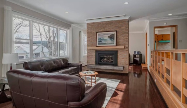 Timeless 3BR Mid-Century Modern | St. John’s Gem in St. John's