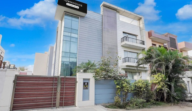 Townhouse Sector 51 Noida