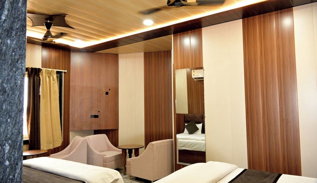 Triveni Gest House