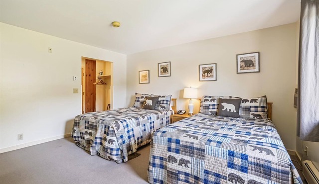 Two Double bed Hotel Room with outdoor heated pool 216 in Killington
