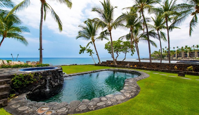 Two Private hosted Oceanfront Homes conveniently located in Kailua Kona, Hawaii in Kailua Kona