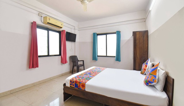 Via Season Inn in Paud