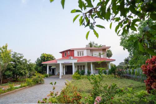 Villa by Rio Grande near AlagarKovil