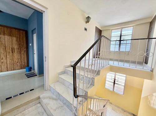 Voguish 1RK Retreat with Terrace, Near Sector 5 Metro - Prime Salt Lake Location