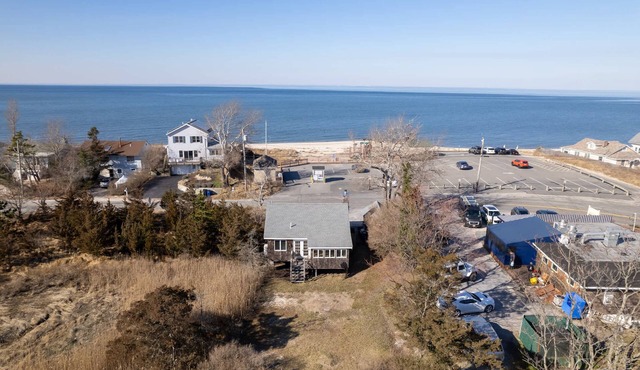 Wading River Beach Cottage | Steps to Shore, Screened Porch in Wading River