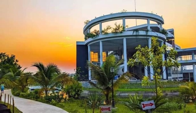 Water Garden Resort & Spa