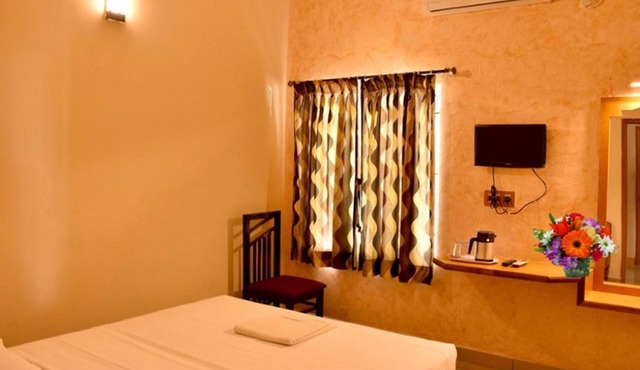 Yogi Ram Inn