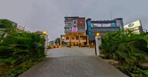 ZiP By Spree Hotels Grand Legacy Prime - GMS Road Dehradun
