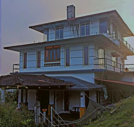 Stuart Hill House | CITY VIEW HOME STAY