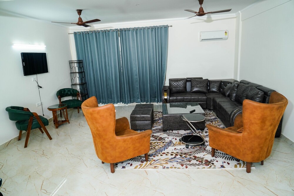 IMT Manesar Bed & Breakfast | Lime Tree Hotel Manesar