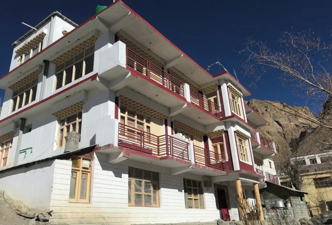 Kaza Hotel | Eskape Inn Kaza
