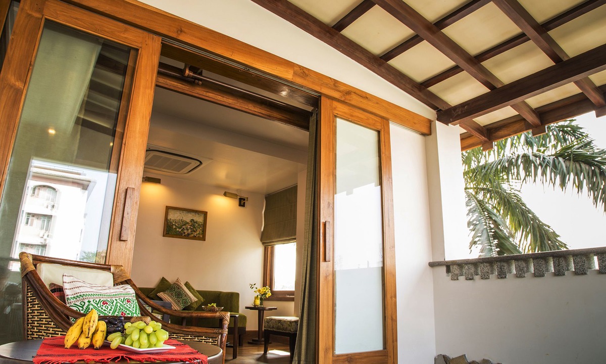 Sualkuchi Hotel | The Guwahati Address