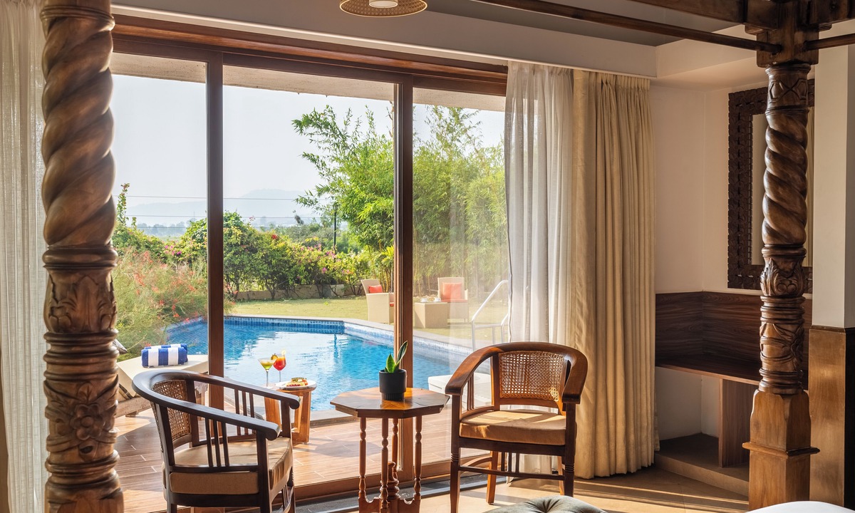 Kadadhe Resort | The White Resort and Spa Pawna