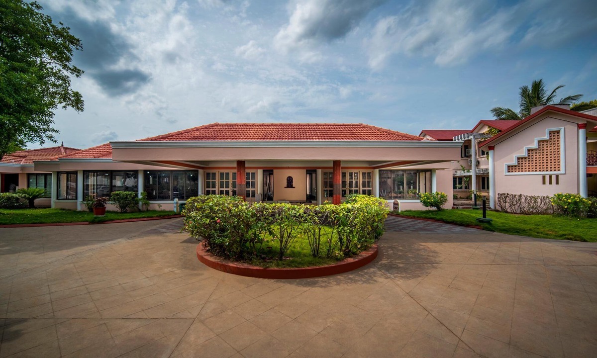 Vaithisvarankoil Hotel | Hotel Sadhabishegam