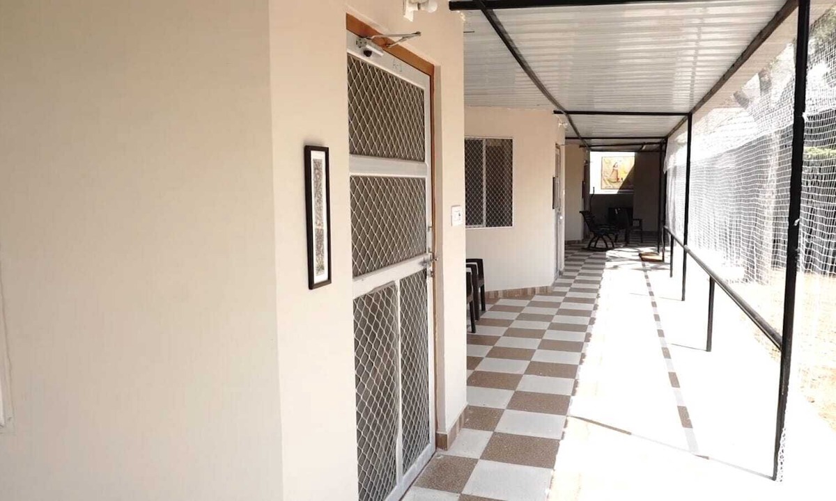 Shri Madhopur House | Shyam Luxurious Huts & Guest House