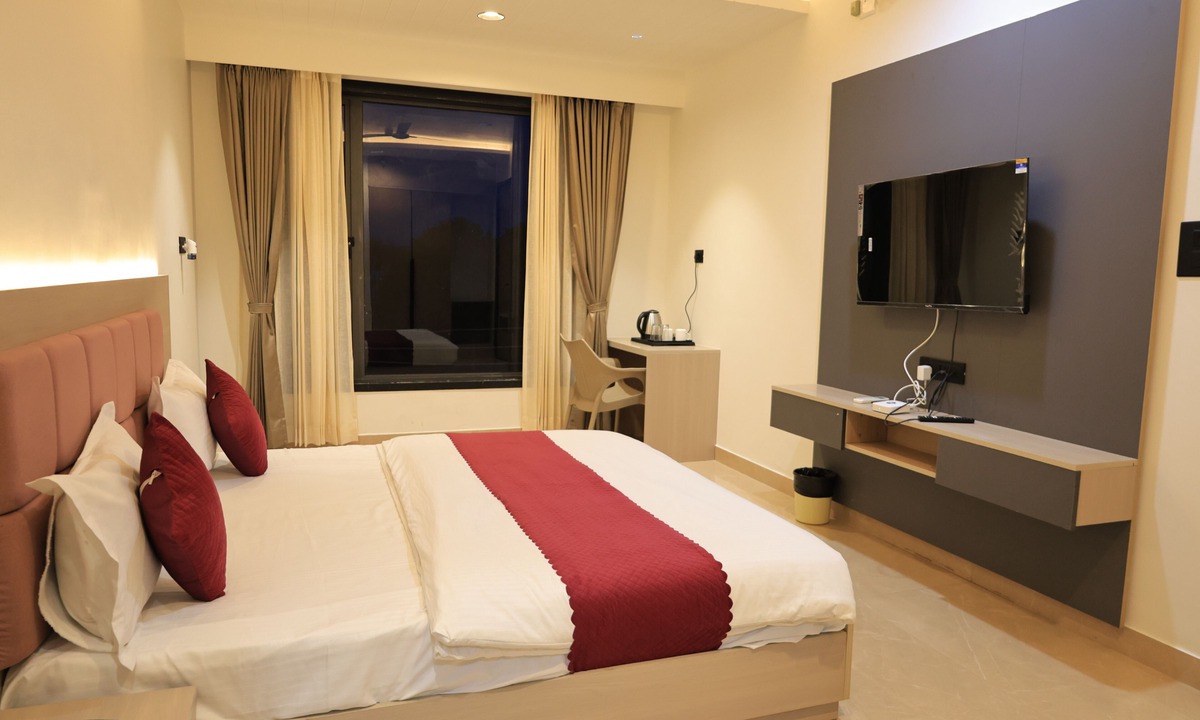 Gayariawas Hotel | The Basil Hotel