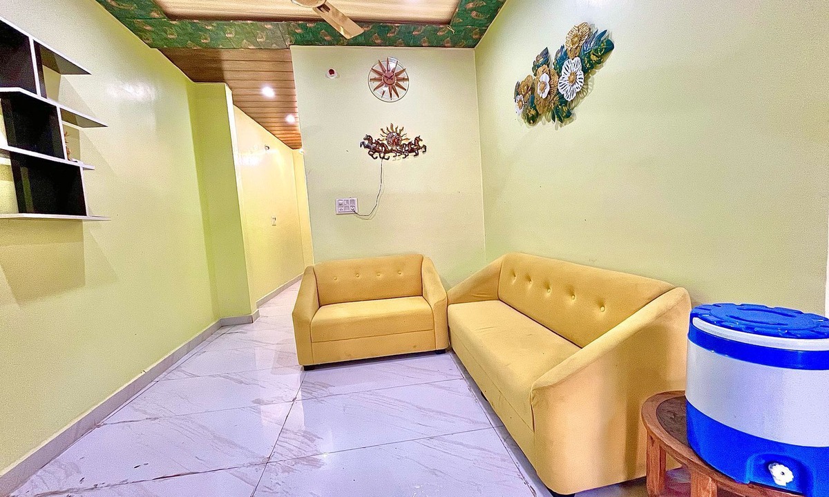 Orchha Hotel | shree Ghanshyam palace