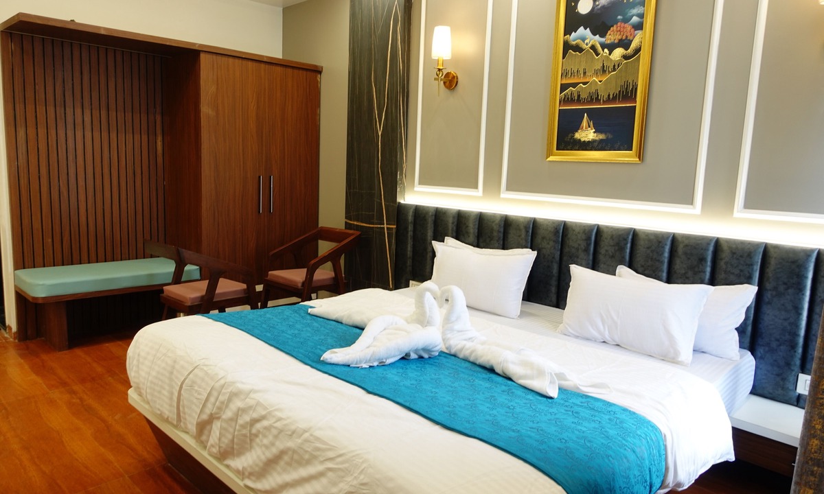 Pratapgarh Hotel | The Crown Leela