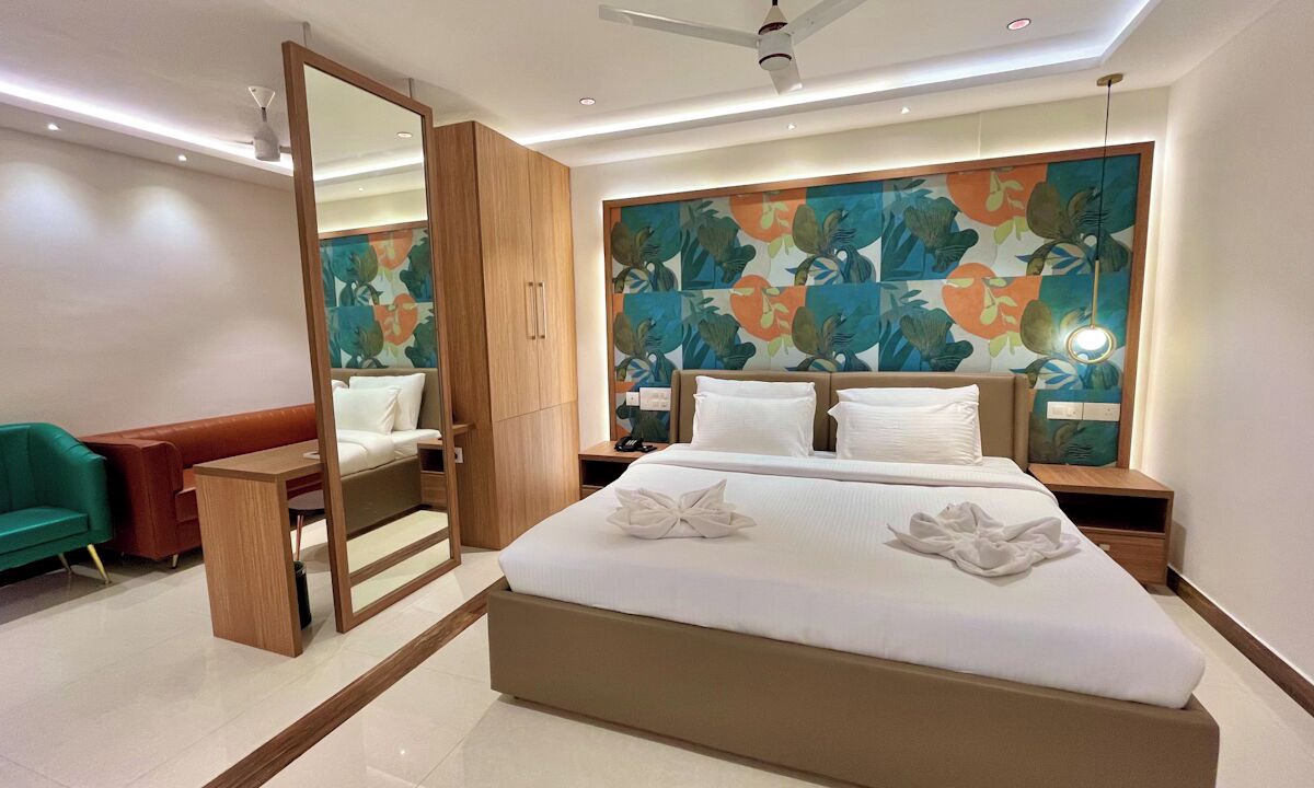 Shenoys Hotel | Hotel Pearl Palace