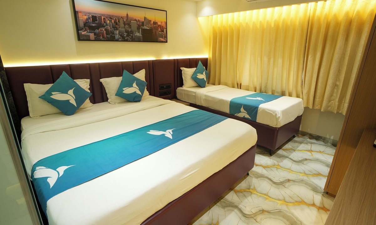 Thaltej Hotel | Privilon Hotel SBR