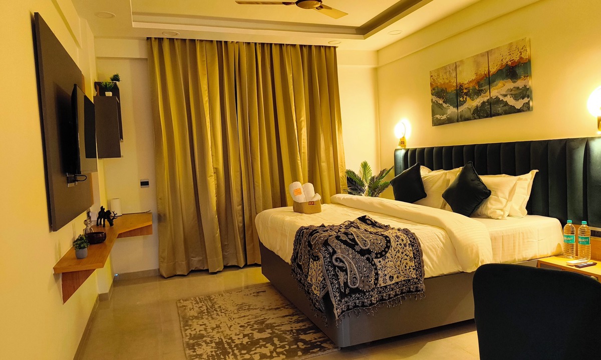Hazratganj Apartment | Arth Corporate Suites at Gomti Nagar Ext