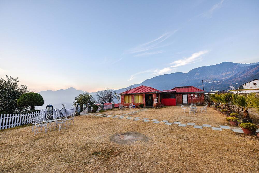Tehri Hotel | Fabexpress 180 Degree Resort