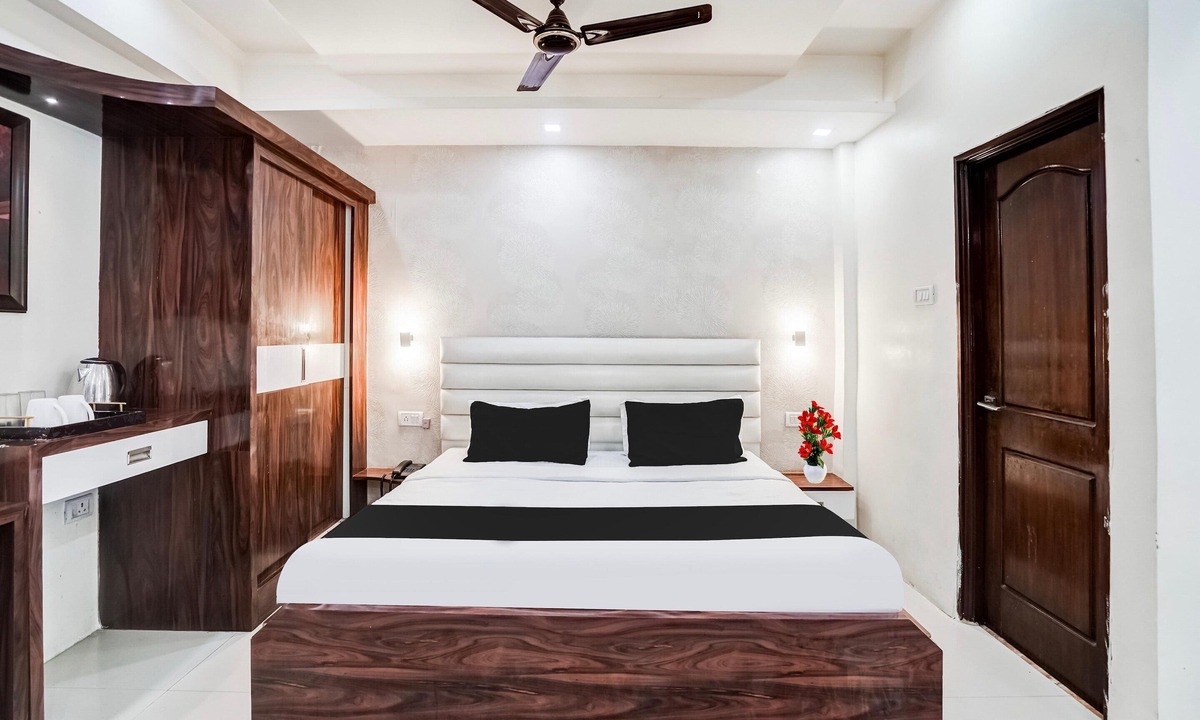 Auli House | Deluxe Natraj Inn Near Sgpgi