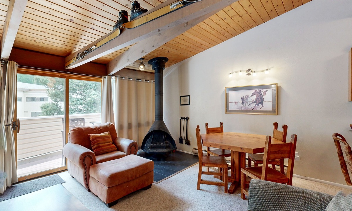 Taos Ski Valley Condo | Sierra Del Sol | Ski-In, Ski-Out Townhome & Slope-View Balcony