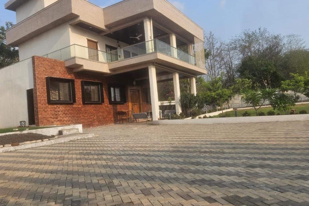 Ulhasnagar Villa | Tiwari Farmhouse - 3k per guest
