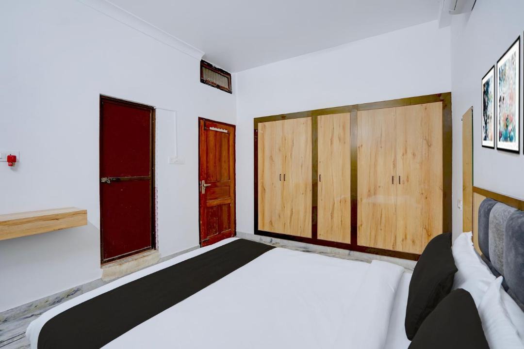 Gorakhpur Hotel | Hotel O A5 Blue