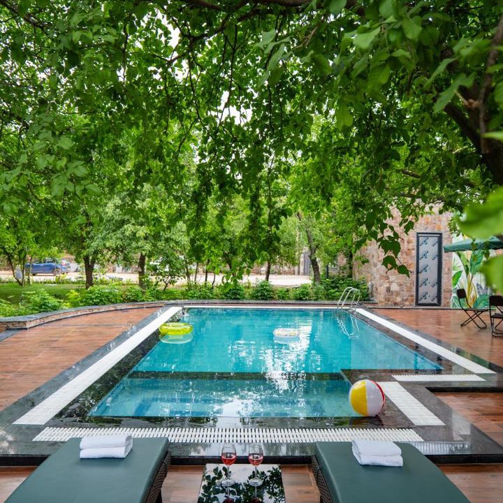 Chomu Villa | ELIVAAS Signature Hathnoda Bagh Cottage within a Mini Resort with Open Shower, Shared Pool, Restaurant, Sit Out & Garden