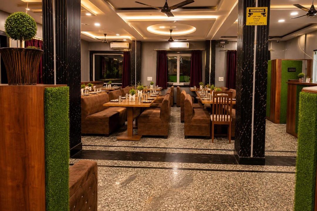 Barsana Hotel | Triveni Hotel And Restaurant