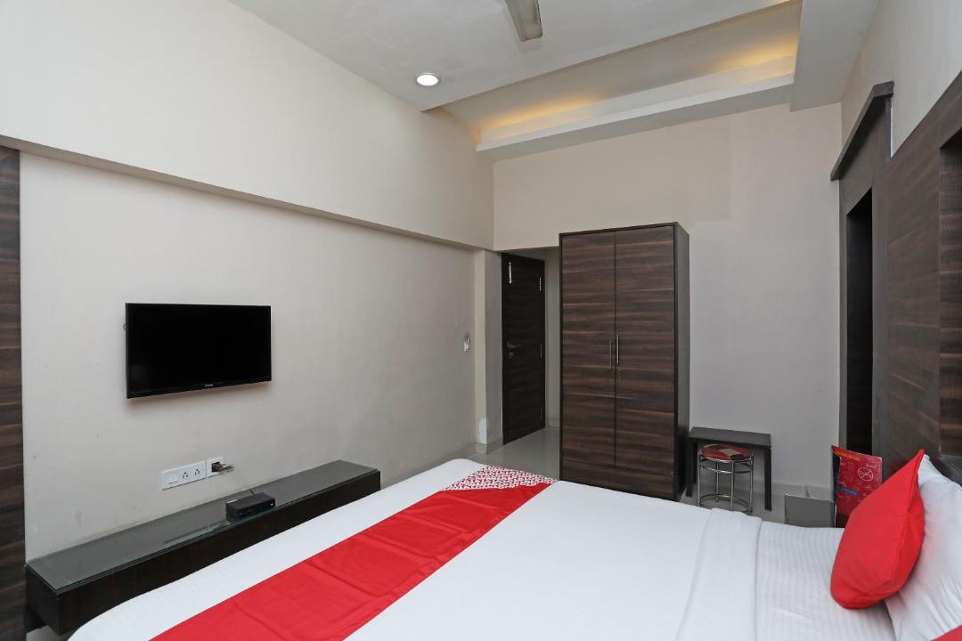 Kolkata Hotel | Hotel O South Fern