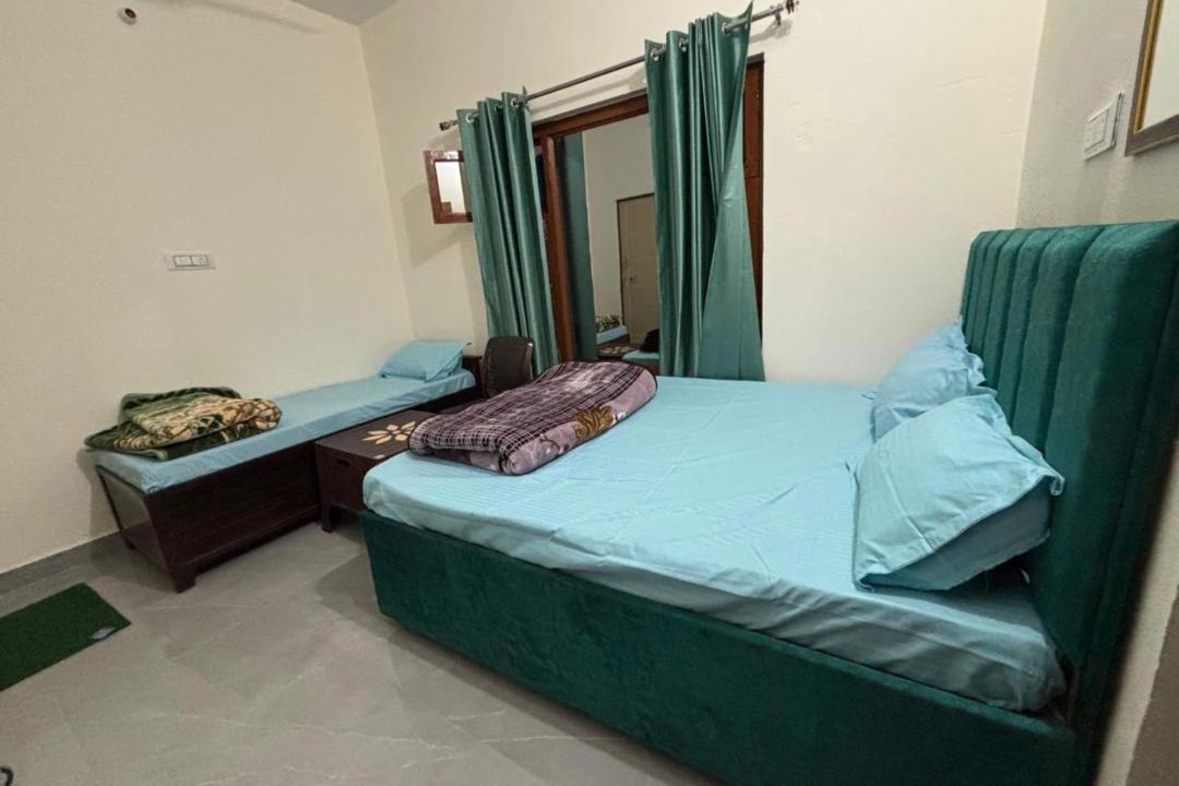 Rajgarhi Hotel | Hotel Aashvi palace and restaurant