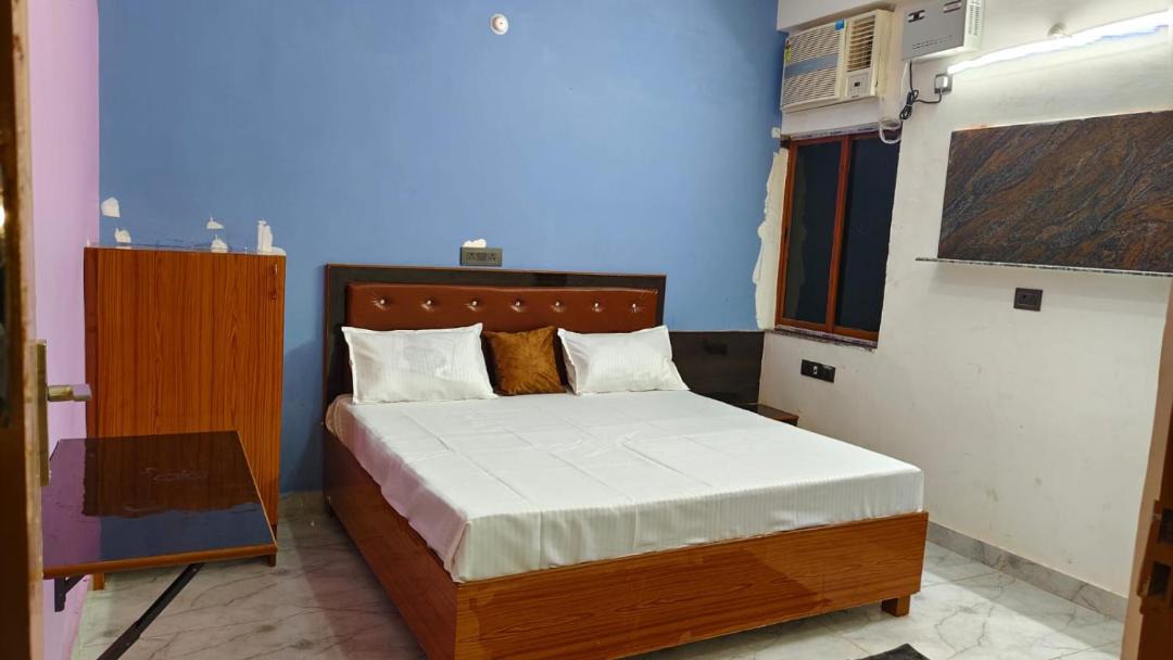 Padrauna Hotel | Hotel Vindhyavasini Kasia Kushinagar