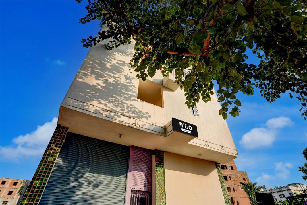 Hajipur Hotel | Super Hotel O Anjanpeer Post Office Hajipur Formerly Hotel New Urvashi