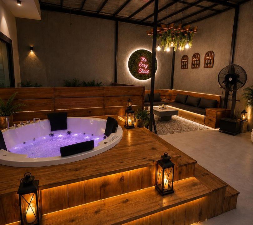 Taj Ganj House | The Cozy Chaos - Spa Jacuzzi -Private Terrace - Taj Mahal