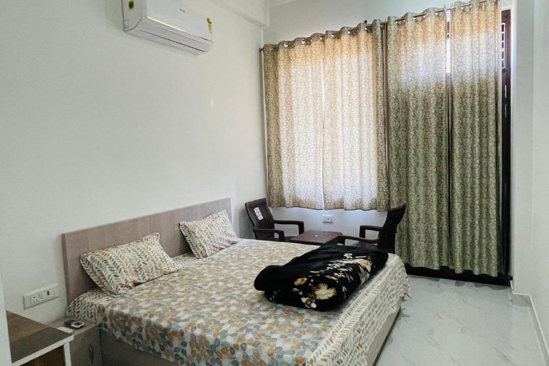 Niwai Hotel | Hotel Devansh , Niwai