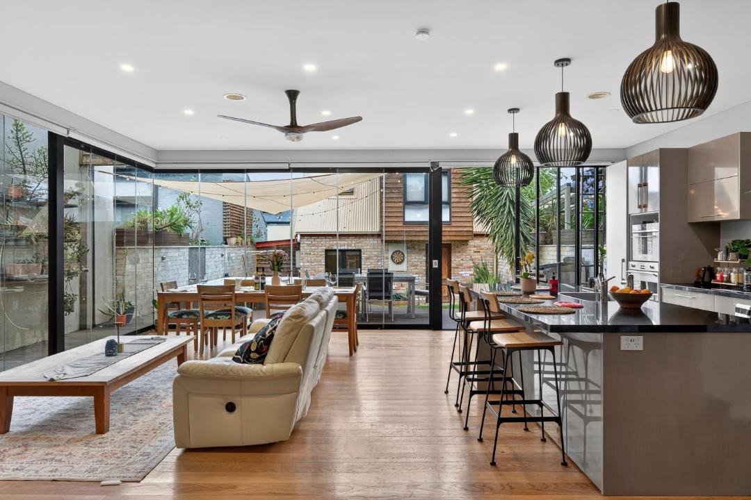 Leichhardt House | Modern Homestay near Sydney CBD, Leichhardt - Little Italy