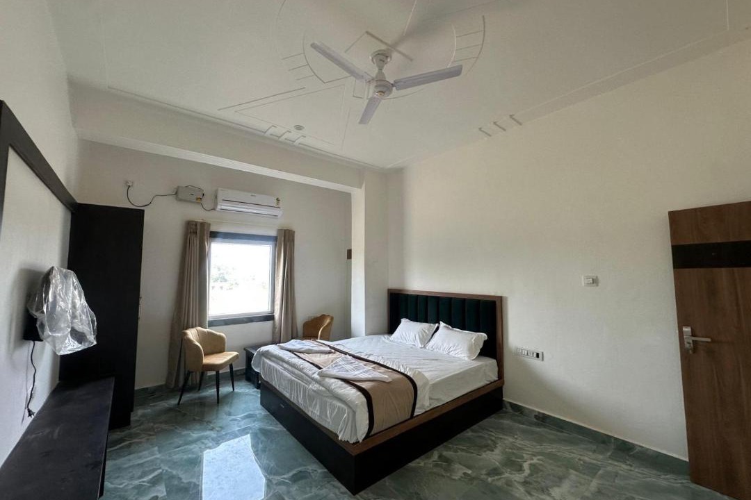 Varanasi Hotel | Airways Inn