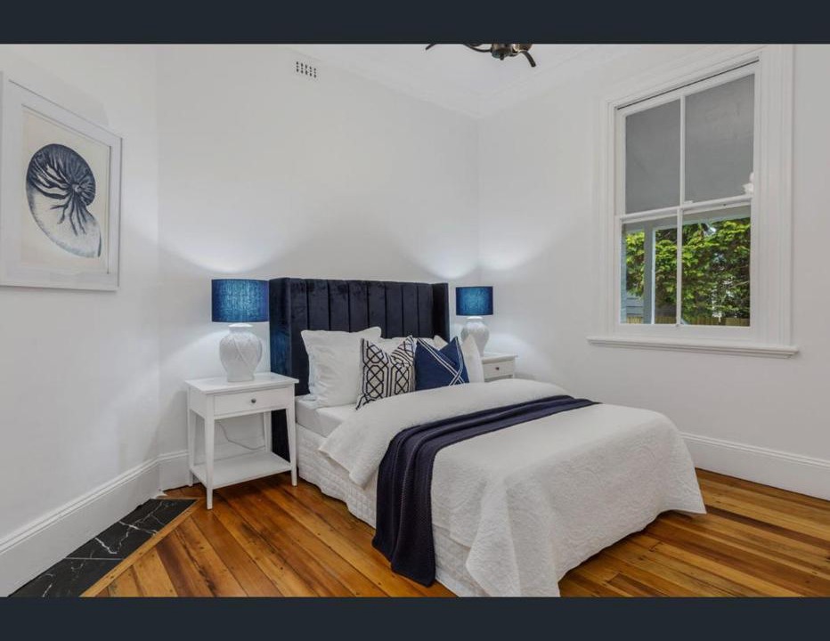 Hornsby House | Spacious 5BD Garden House in Hornsby close 2 train