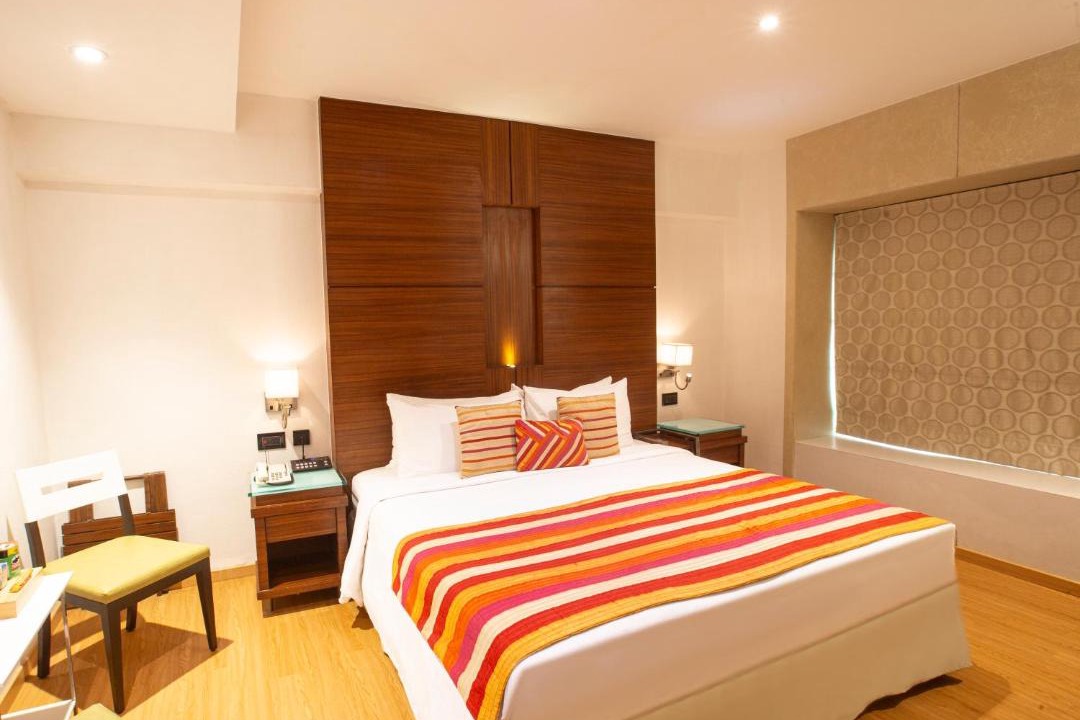 Juhu Hotel | Hotel Bawa Continental Juhu Beach