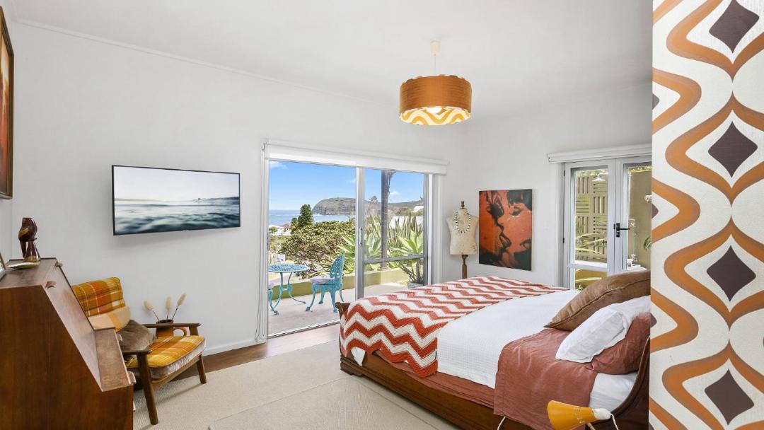 Copacabana House | Stunning Views, Heated Plunge Pool and Walking Distance To Beach