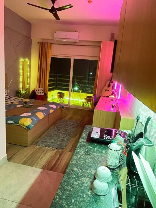 Greater Noida Apartment | Bella Roses by Homie Homes Near Expo Mart G.N.