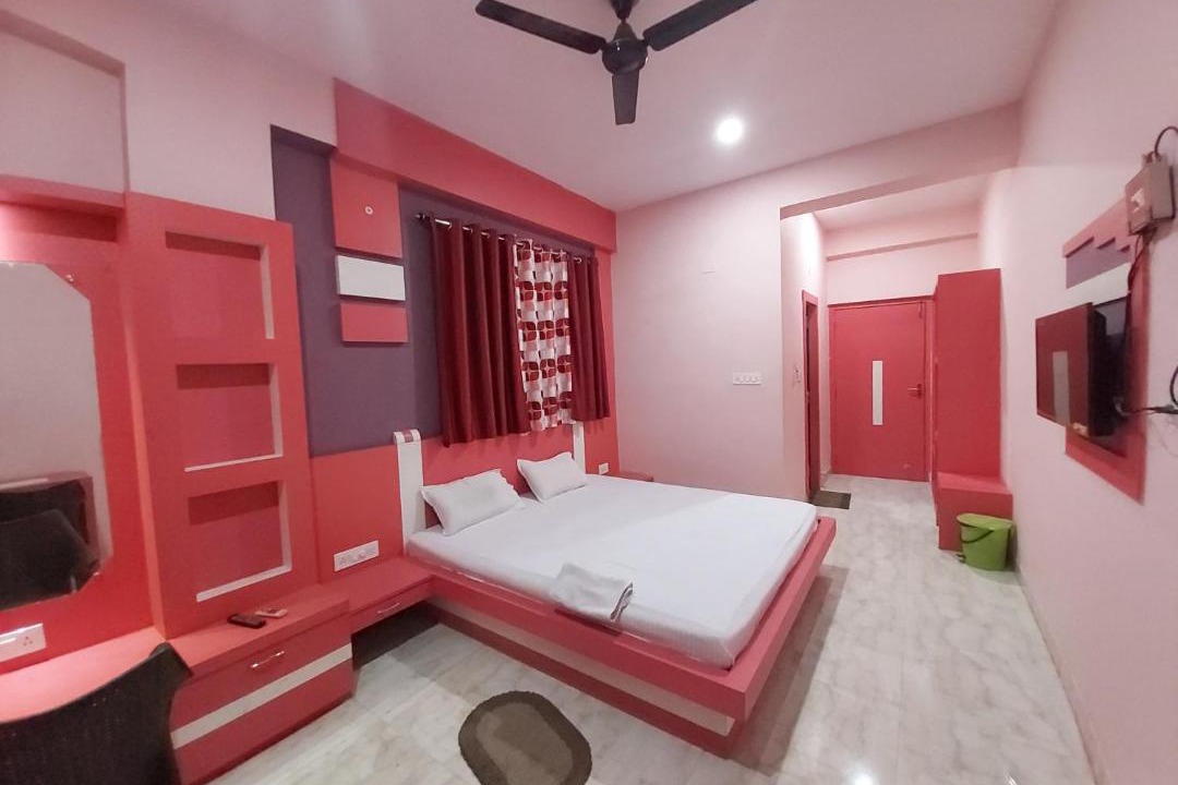 Deoghar Hotel | Hotel Shree Hari
