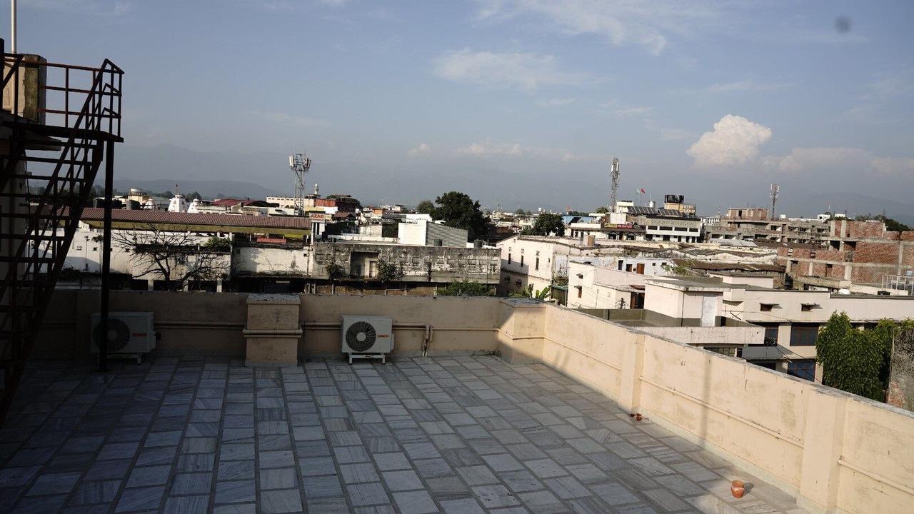 Photo of Others in Bullawala